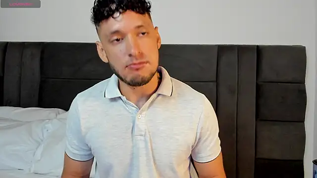 Chat XXX Live alejandro__2