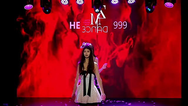 HE-999 Live XXX-Chat