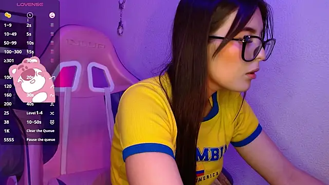 Destiny_A live XXX chat