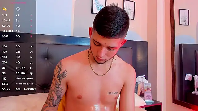 Boy_Mathew live XXX chat