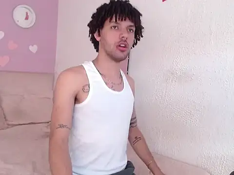 Chat +18 de Miss_Glory ao vivo