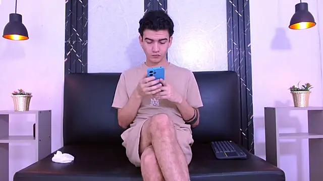 Feiccer_Castquer Live XXX-chat