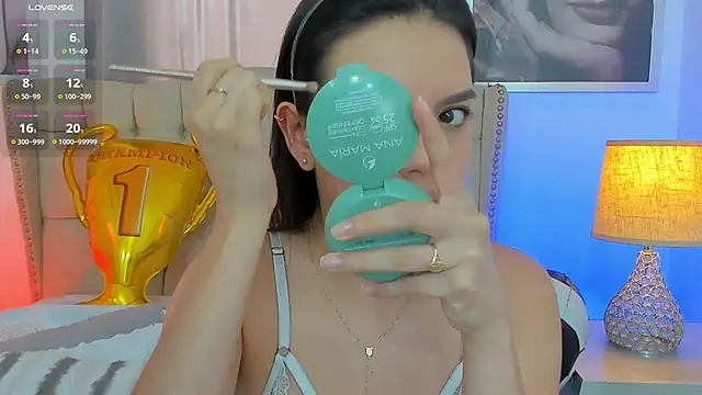 Chat XXX en directo de Beautyari_