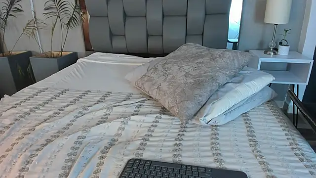 Charlie___Musk élő XXX-chatje