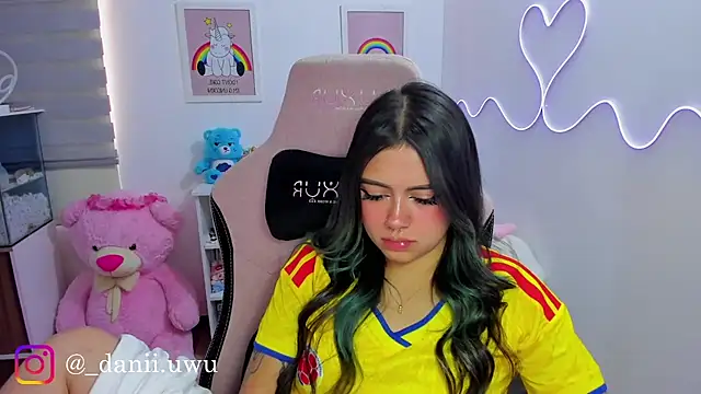 CuteDani_のライブXXXチャット