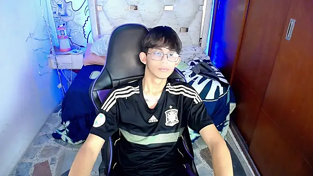 zxvn_n Live XXX-Chat