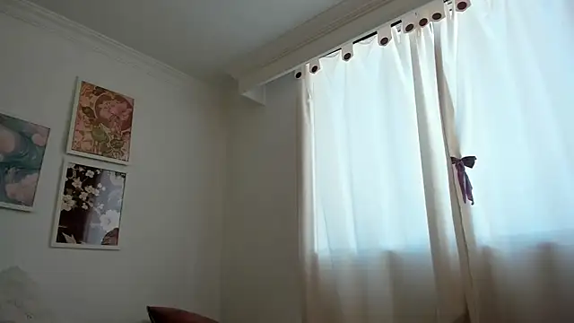 canelleGarces Chat XXX in diretta