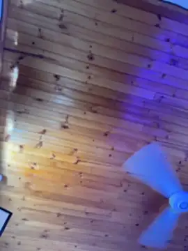 Katy_RoseX élő XXX-chatje