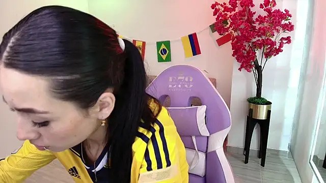 Chat +18 de Rainy_doll ao vivo