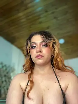 Chat +18 de NikkiNix ao vivo