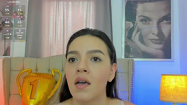 Chat +18 de Beautyari_ ao vivo