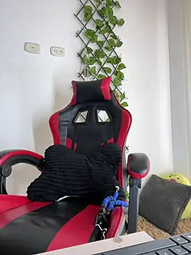 NelModel1 Live XXX-Chat
