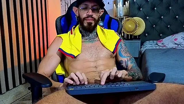 Simon_Rz Adlı Modelin Canlı XXX Sohbeti