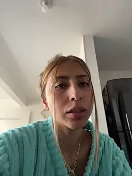 Онлайн чат XXX Ameellie