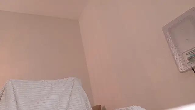 Yuriko_May élő XXX-chatje