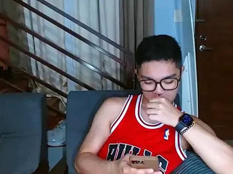 JayKarLo Live XXX Chat