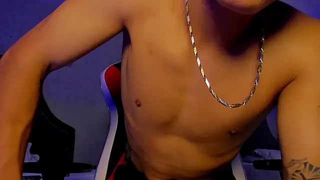 Онлайн чат XXX DylanRoyce_