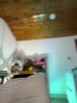 NikkiNix live XXX chat