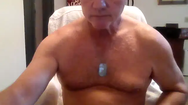 Muffsfriend8364's Live XXX Chat