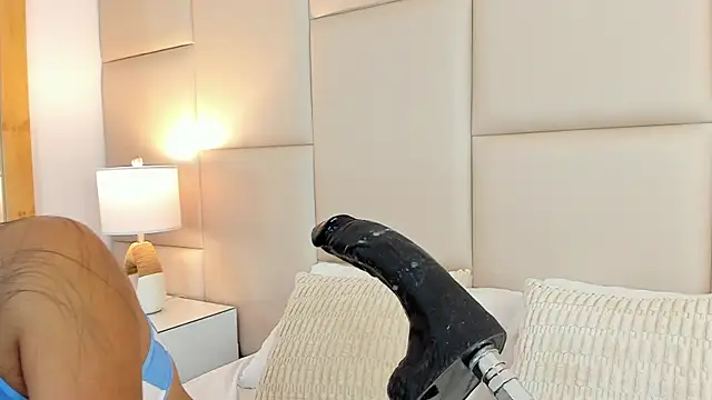 AntoniaRoss_'s Live XXX Chat