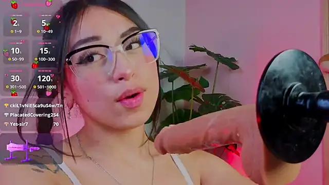 دردشة MadyJackson الجنسية المباشرة