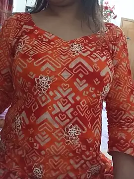 Tanha18 – Naživo XXX chat