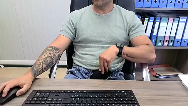 Онлайн чат XXX Evasionee