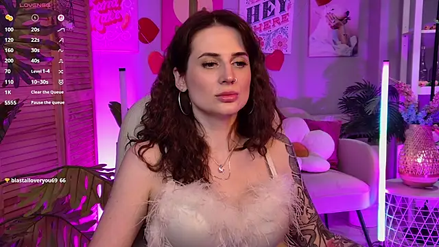 OliviaMcClean's Live XXX Chat