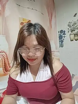 Cover-baan Live XXX chat