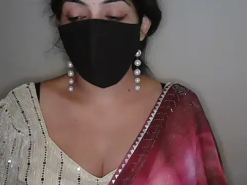 צ'אט XXX בשידור חי של Reddy_Trisha