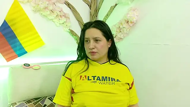 Laura__Castillo_: онлайн-секс-чат