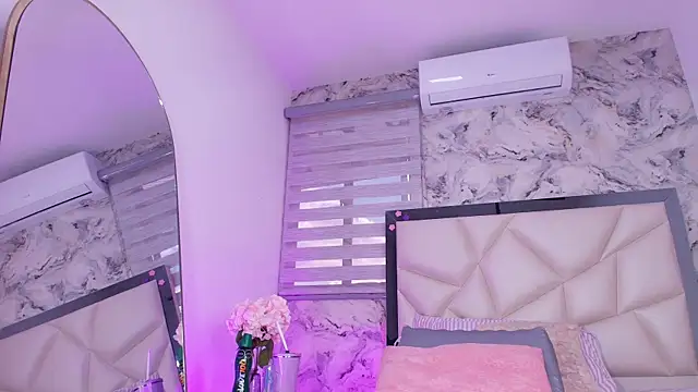 lili_jhonson Chat XXX in diretta