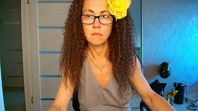 LioraWeiss – Naživo XXX chat