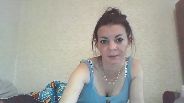 ElluaSmiilee – Live XXX-chat