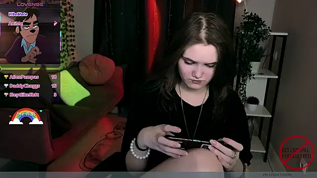 Dilara_xBaby: онлайн-секс-чат