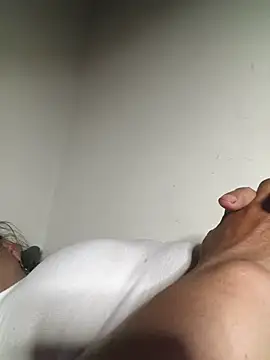 XXX chat uživo modela Jooj-