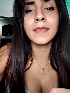 Chat +18 de RaychelClark ao vivo