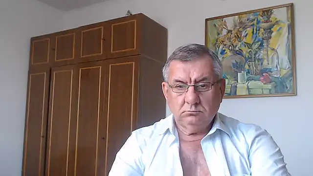 Онлайн чат XXX machomale3