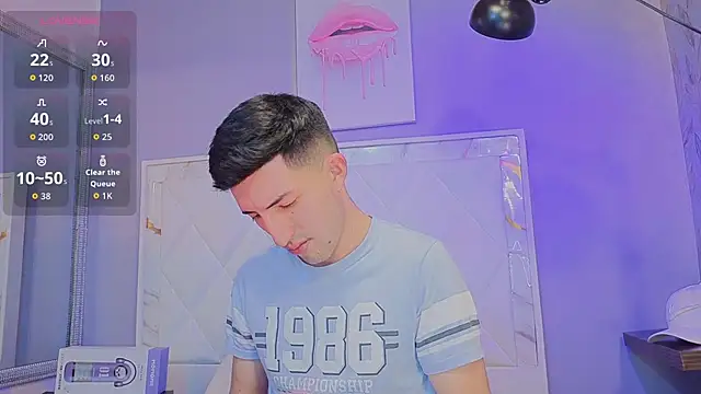 Un_Sluttyy: онлайн-секс-чат