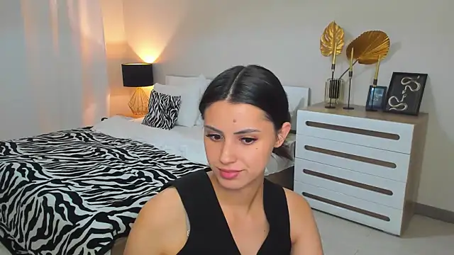 צ'אט XXX בשידור חי של Jasmine_Stewart