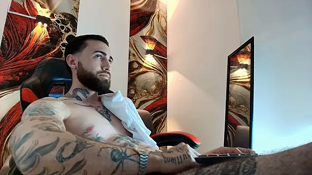 Luke_davis01 élő XXX-chatje