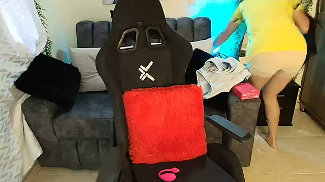 LUCYMILF_SEXY Live XXX-chat