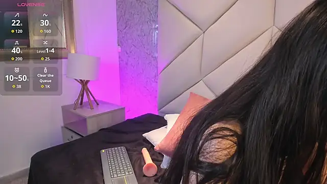 mell_muller Chat XXX in diretta