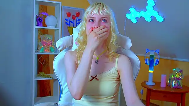 Živý XXX chat HannahHollis