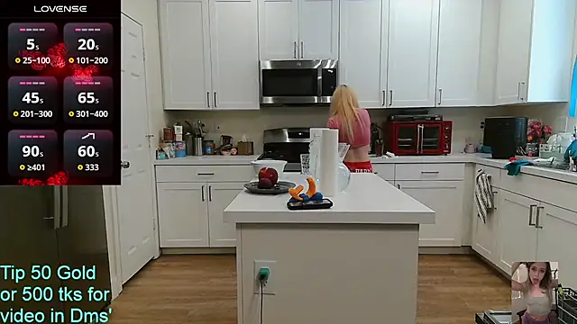 Chat XXX en directo de Blondiewithanass