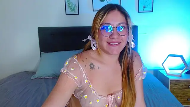 XXX chat uživo modela samanthachop