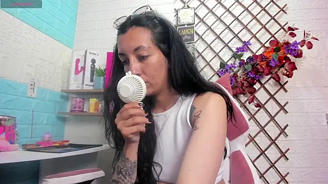 SALOME_KORLAND live XXX chat