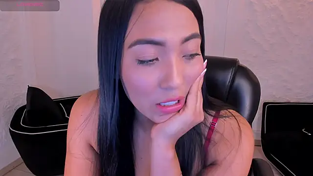 XXX chat uživo modela NatalieLewis