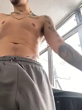 Онлайн чат XXX AlphaMasterXxx