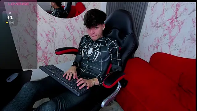 stonne69 Adlı Modelin Canlı XXX Sohbeti